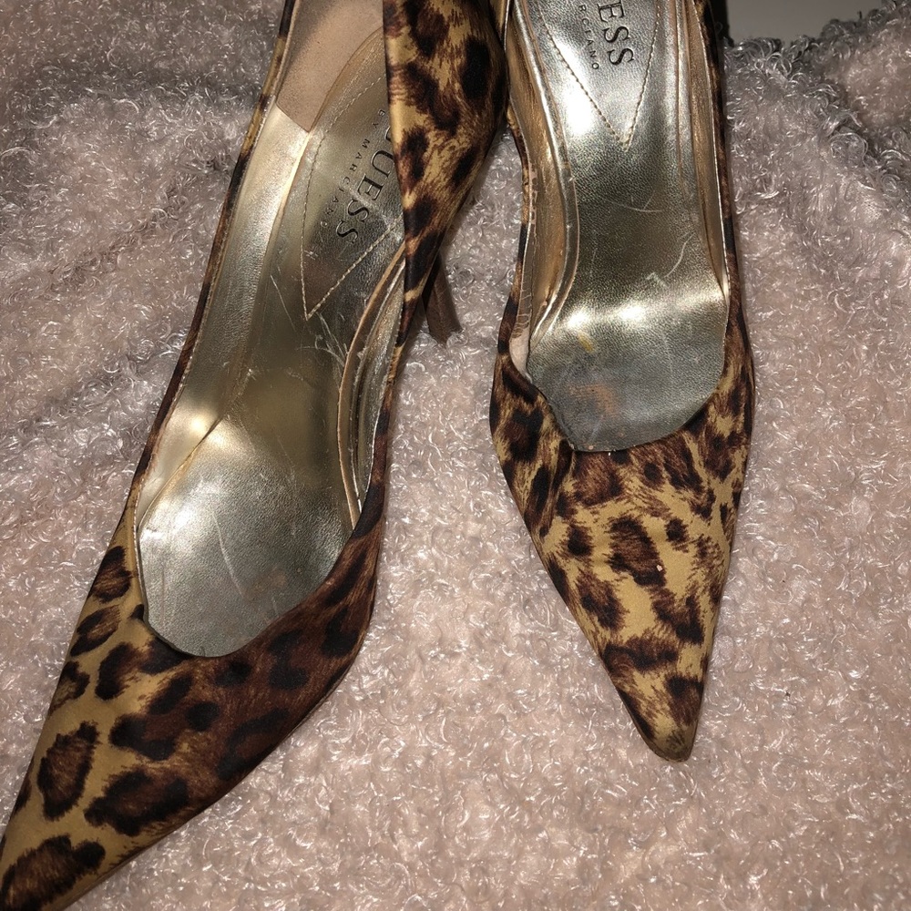 Leopard stilettos from guess, slightly worn
